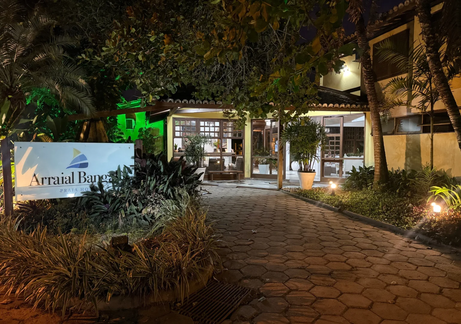 O HOTEL